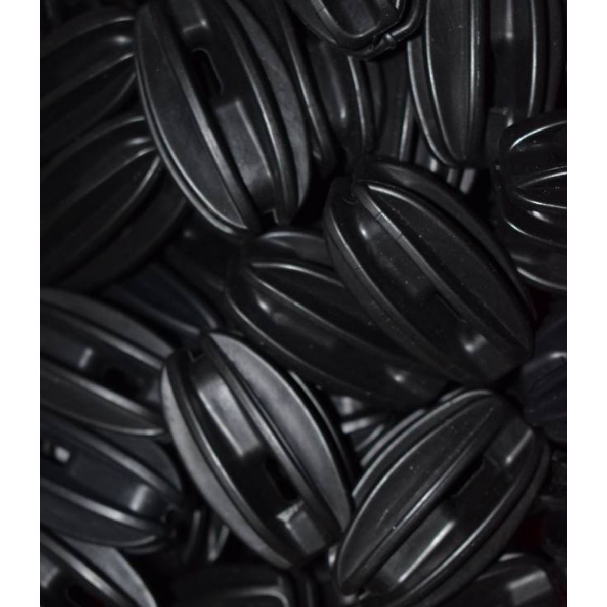 Plastic Black Strainer Insulator for Electric Fence | Informed Systems Store Plastic Black Strainer Insulator for Electric Fence - Image 2